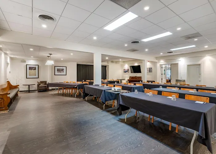 Romantic hotel: Regent Hotel Revelstoke