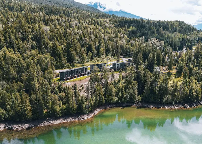 Hotel: Basecamp Resorts Revelstoke